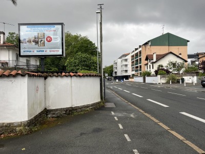 panneau affichage publicitaire L407C
39, avenue d'Espagne - ANGLET
BAYONNE