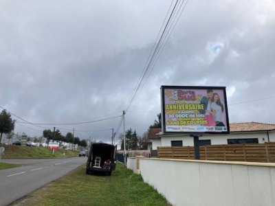 panneau affichage publicitaire L532B
81, rue Joseph de Laurens - DAX // SAINT PAUL LES DAX