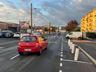 panneau affichage publicitaire G125A
16, avenue Maréchal Juin - BAYONNE
En direction de Bayonne centre