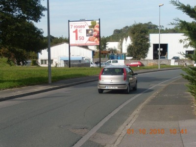 panneau affichage publicitaire G185A
30, rue du Colonel Melville Lynch - ANGLET
En direction de la Z.A. de Maignon