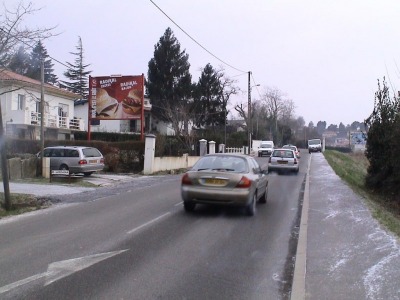 panneau affichage publicitaire G282A
29, route de St Pée - Anglet
En direction d'Arcangues