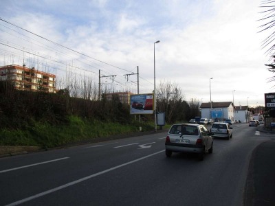 panneau affichage publicitaire A818A
D810Pont de CIBOURE - CIBOURE