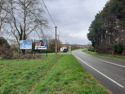 panneau affichage publicitaire G210B
Route de Semisens - JOSSE