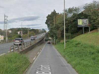 panneau affichage publicitaire L973E
11 ROUTE DE BIDART - BIARRITZ
Du rond point de la Négresse vers Aéroport
