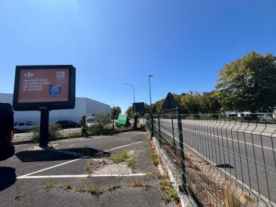 panneau affichage publicitaire L272J
Parking Betbeder MusiqueLe Forum - BAYONNE
Le Forum
