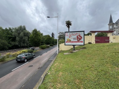 panneau affichage publicitaire L653B
103, avenue du Maréchal Soult - BAYONNE