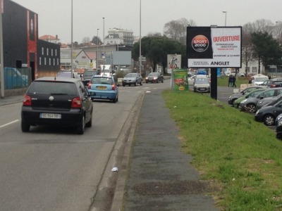 panneau affichage publicitaire L682B
2, route des Pontôts - ANGLET