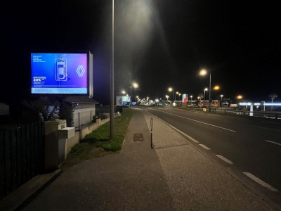 panneau affichage publicitaire B883I
Quartier de la Tuilerie  D810 - BOUCAU
D810