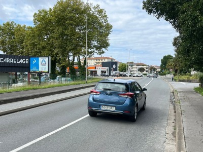 panneau affichage publicitaire G102D
3 rue Vainsot - BAYONNE
En direction du centre ville