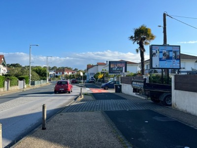panneau affichage publicitaire B910B
80 Avenue de l'Adour - ANGLET