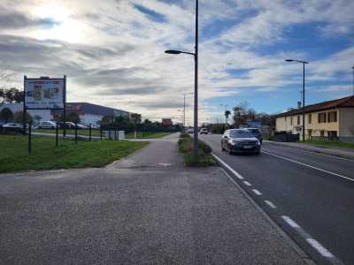 panneau affichage publicitaire L946A
44 Bd Jacques Duclos - Parking Foire Fouille - TARNOS
