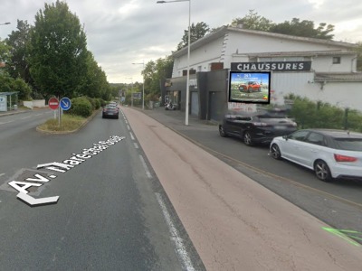 panneau affichage publicitaire L1071D
78 AVENUE DU MARECHAL SOULT - BAYONNE