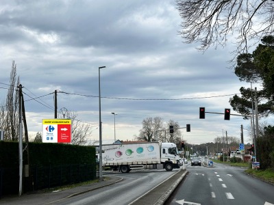 panneau affichage publicitaire L1072A
 AVENUE HENRI DE NAVARRE - BAYONNE