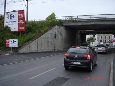 panneau affichage publicitaire P609
Avenue François Mitterrand - Pont Marinella - CIBOURE