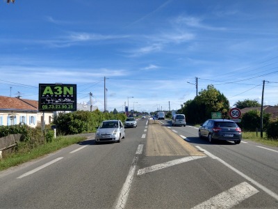 panneau affichage publicitaire G272A
R.N. 10 - SAINT VINCENT DE TYROSSE
En direction de Dax