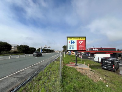 panneau affichage publicitaire L310H
Chemin de Hayet - BAYONNE
En direction de Bayonne