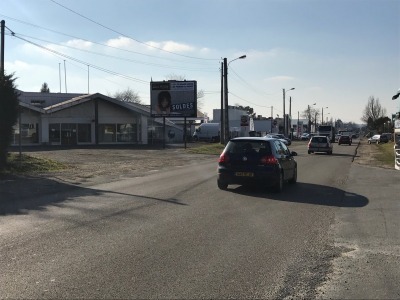 panneau affichage publicitaire L846A
1 216, avenue du Maréchal Juin - SAINT PIERRE DU MONT // MONT DE MARSAN