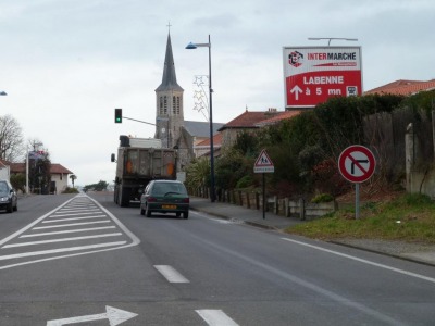 panneau affichage publicitaire G193B
R.N. 10 - ONDRES
En direction de Labenne