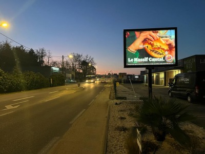 panneau affichage publicitaire L979F
1930, avenue Kennedy - SAINT PIERRE DU MONT // MONT DE MARSAN