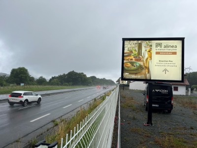 panneau affichage publicitaire L1035F
Impasse Arkia - USTARITZ