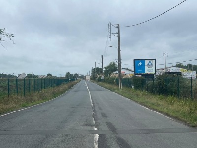 panneau affichage publicitaire L518F
67 Chemin de Saint-Bernard - BAYONNE
En direction de Boucau