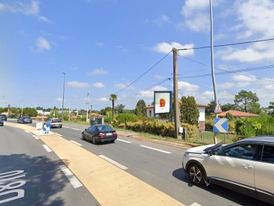 panneau affichage publicitaire S373F
82, avenue Henri de Navarre - R.N. 117 - BAYONNE
En direction de Pau
